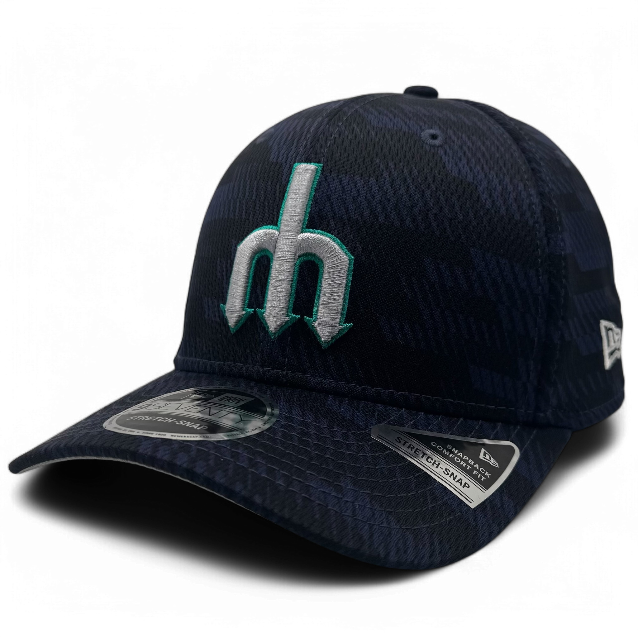 Seattle Mariners New Era 2025 MLB Clubhouse 9SEVENTY Stretch-Snap Hat - Navy