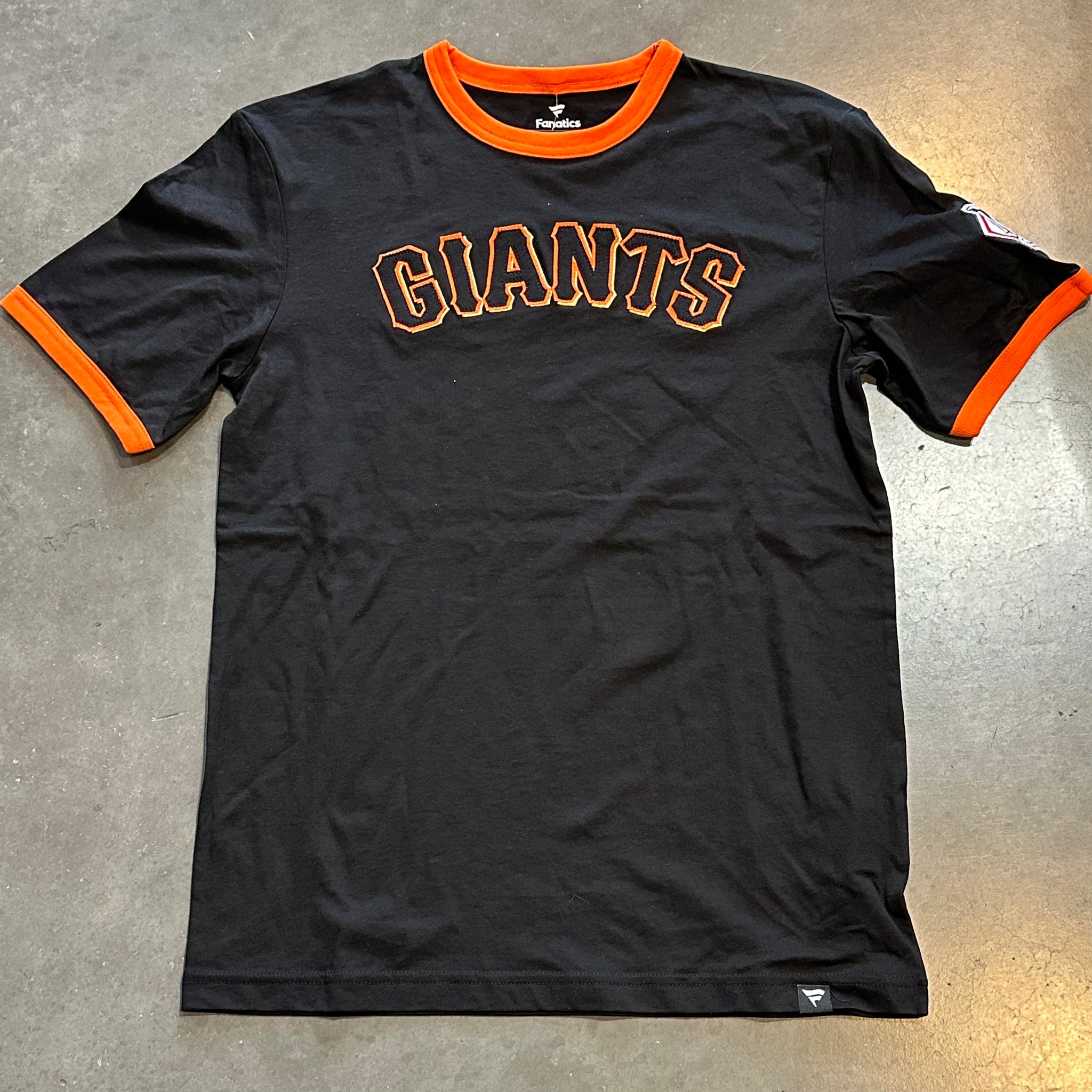 San Francisco Giants Fanatics Men's Forced Out T-Shirt