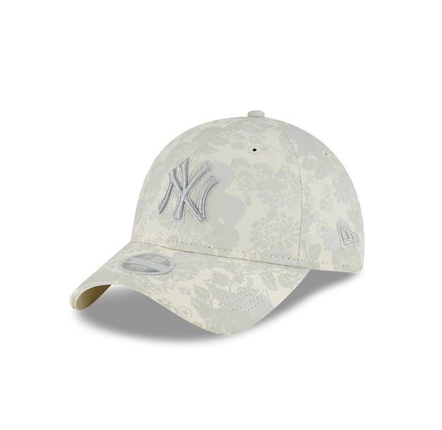 NY Yankees New Era 9Twenty Womens White on White Floral Adjustable Hat