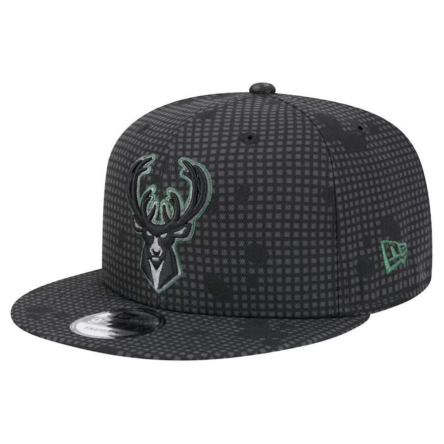 Milwaukee Bucks New Era Midnight Ink Pop Outline 9FIFTY Snapback Hat - Black