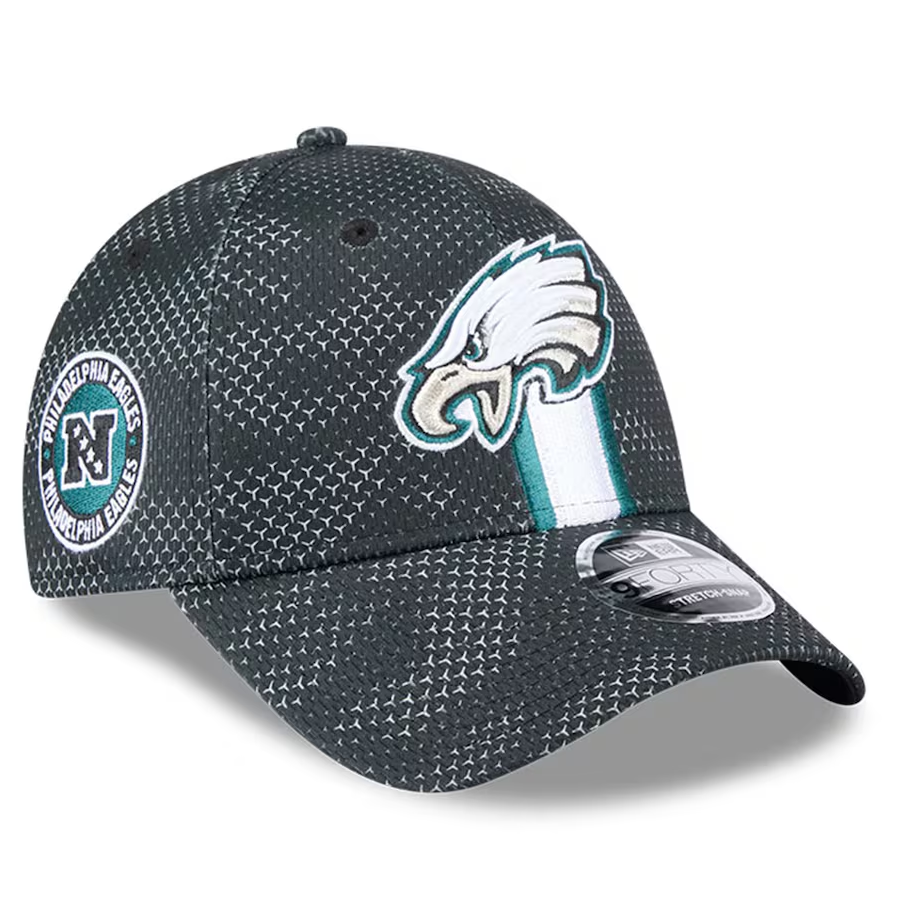 Philadelphia Eagles New Era 2024 Sideline 9FORTY Stretch-Snap Hat - Black
