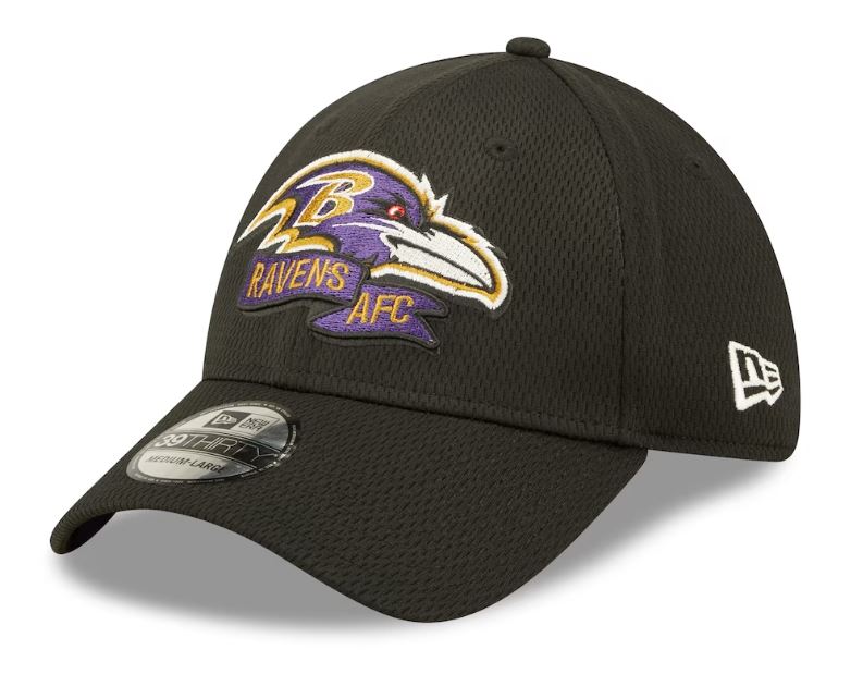 Baltimore Ravens New Era 39THIRTY 2022 Coach Sideline Stretch Fit Hat